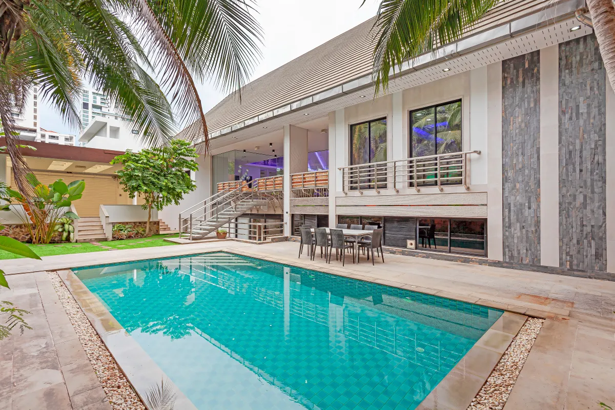 Royal Grand High Grove