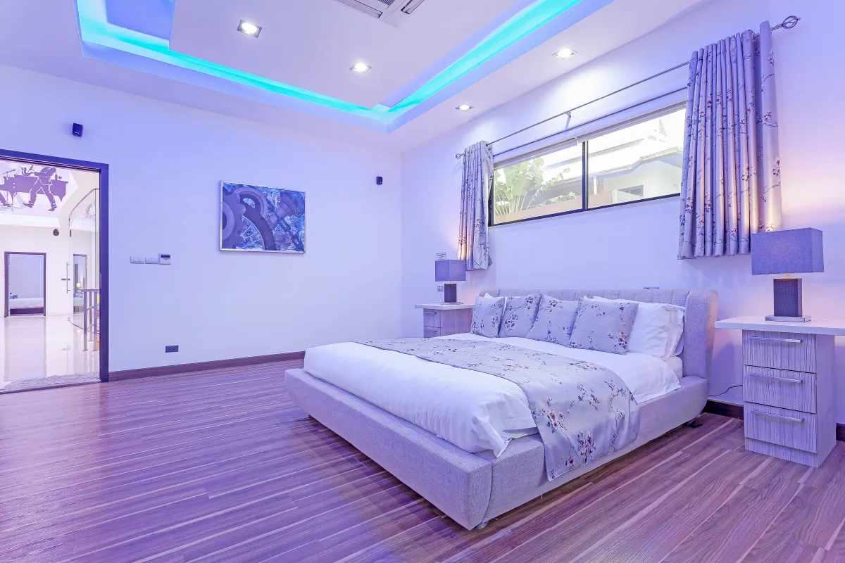 Royal Grand High Grove terrace