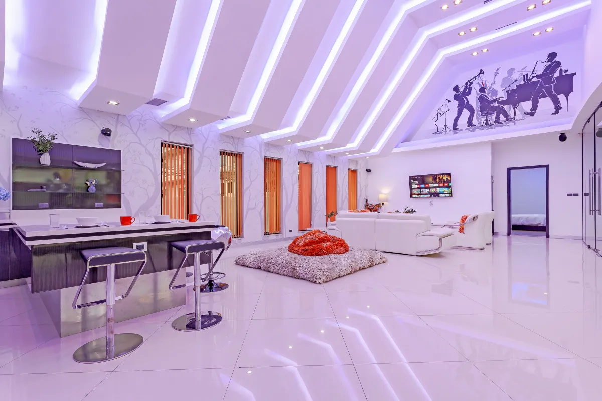 Royal Grand High Grove terrace