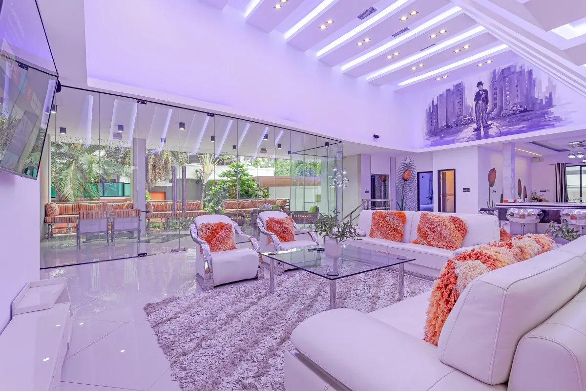 Royal Grand High Grove outdoor